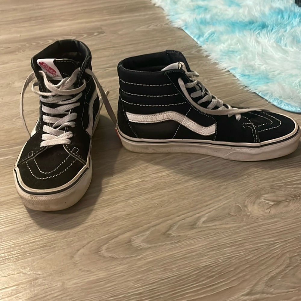 High-top vans shoes